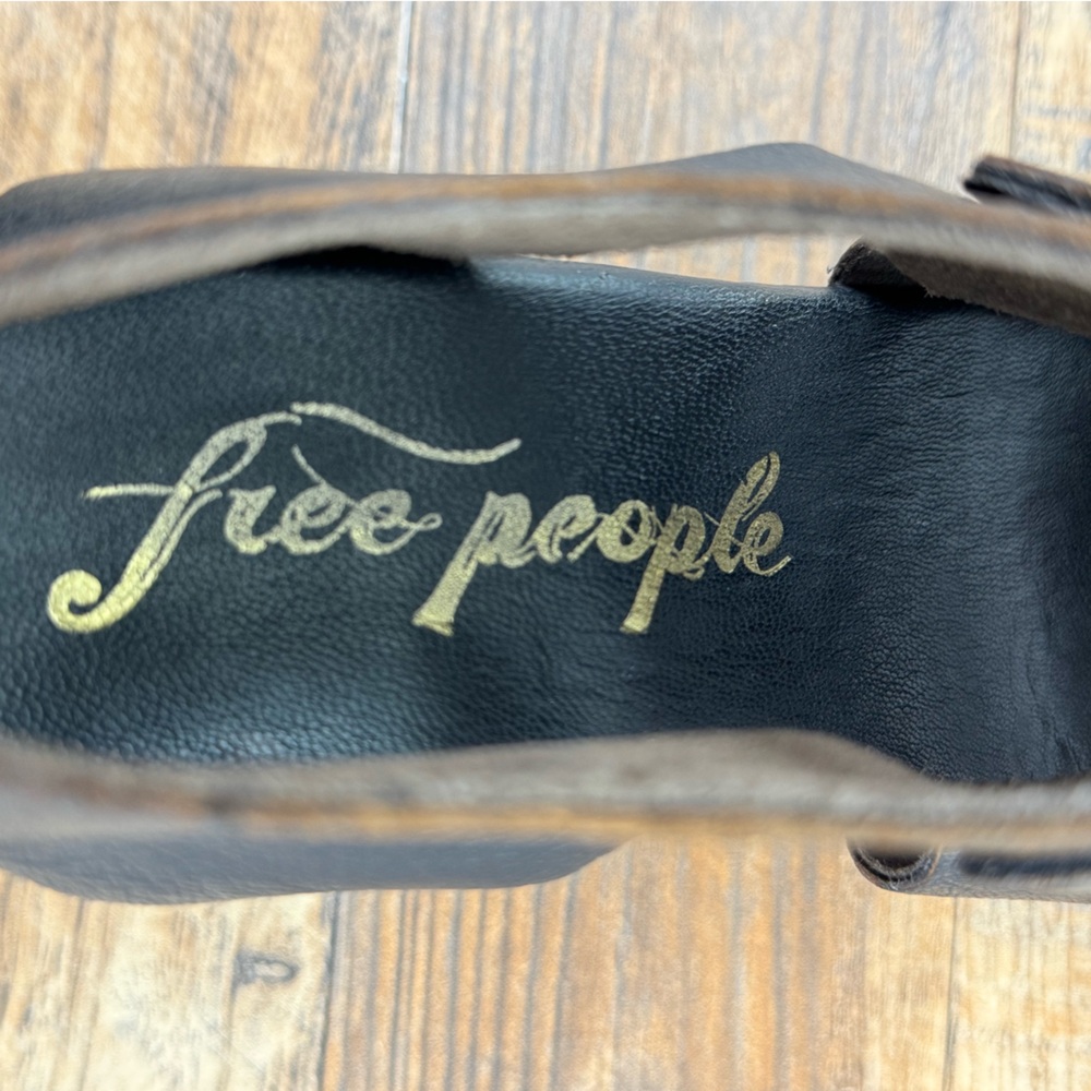 Free People FARRAH Dark Brown Leather / Wood Platform Heels, Women's Size 38 - Picture 9 of 16